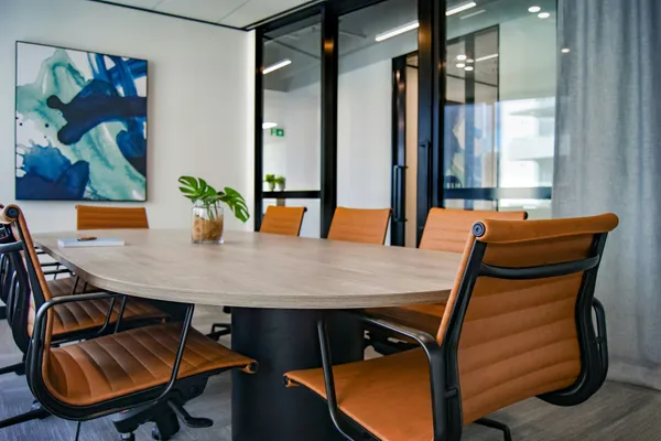 Collaborative-divorce-attorneys-meeting